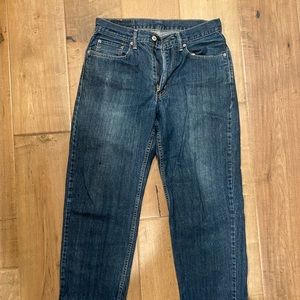 Perfectly worn in Levi’s jeans